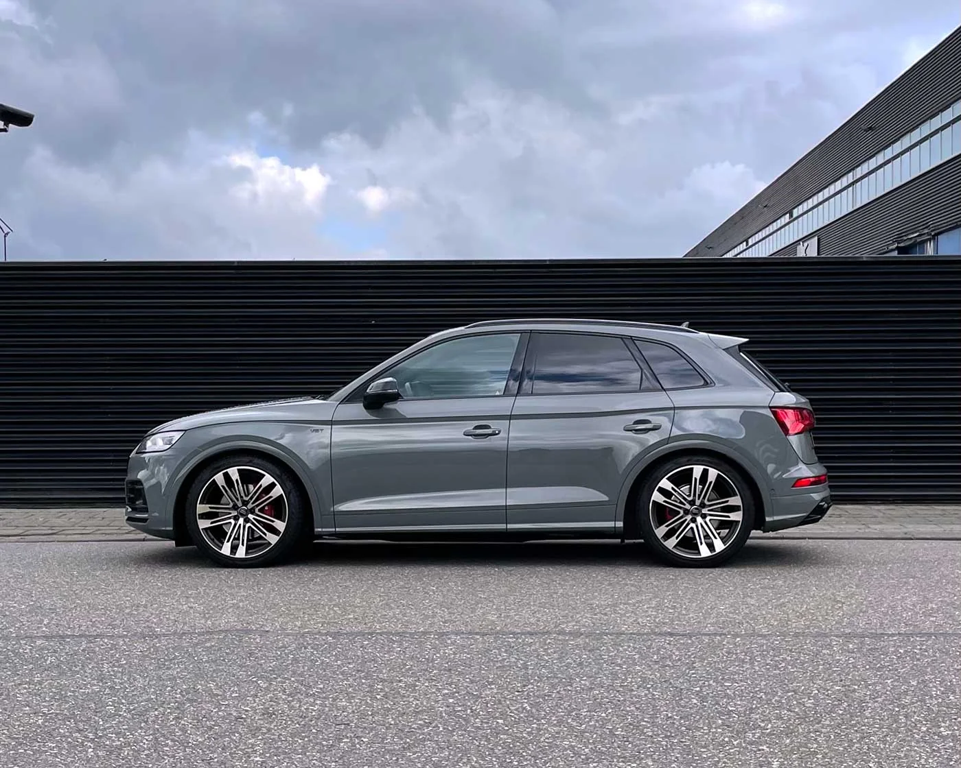 Airmatic lowering link for Audi SQ5 Q5 - Image 3
