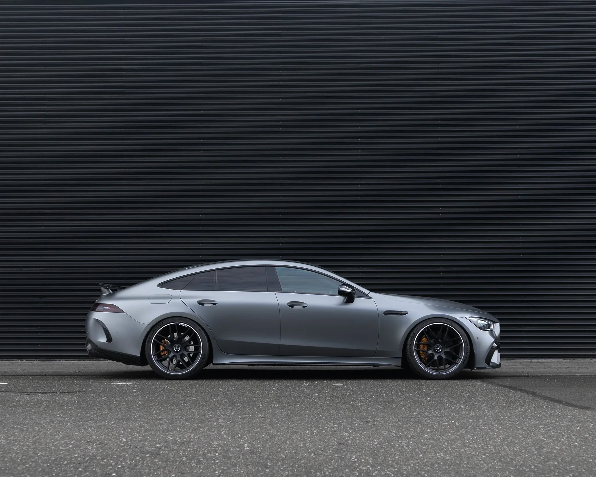 Airmatic lowering Mercedes AMG GT63 4-door X290 - Image 2