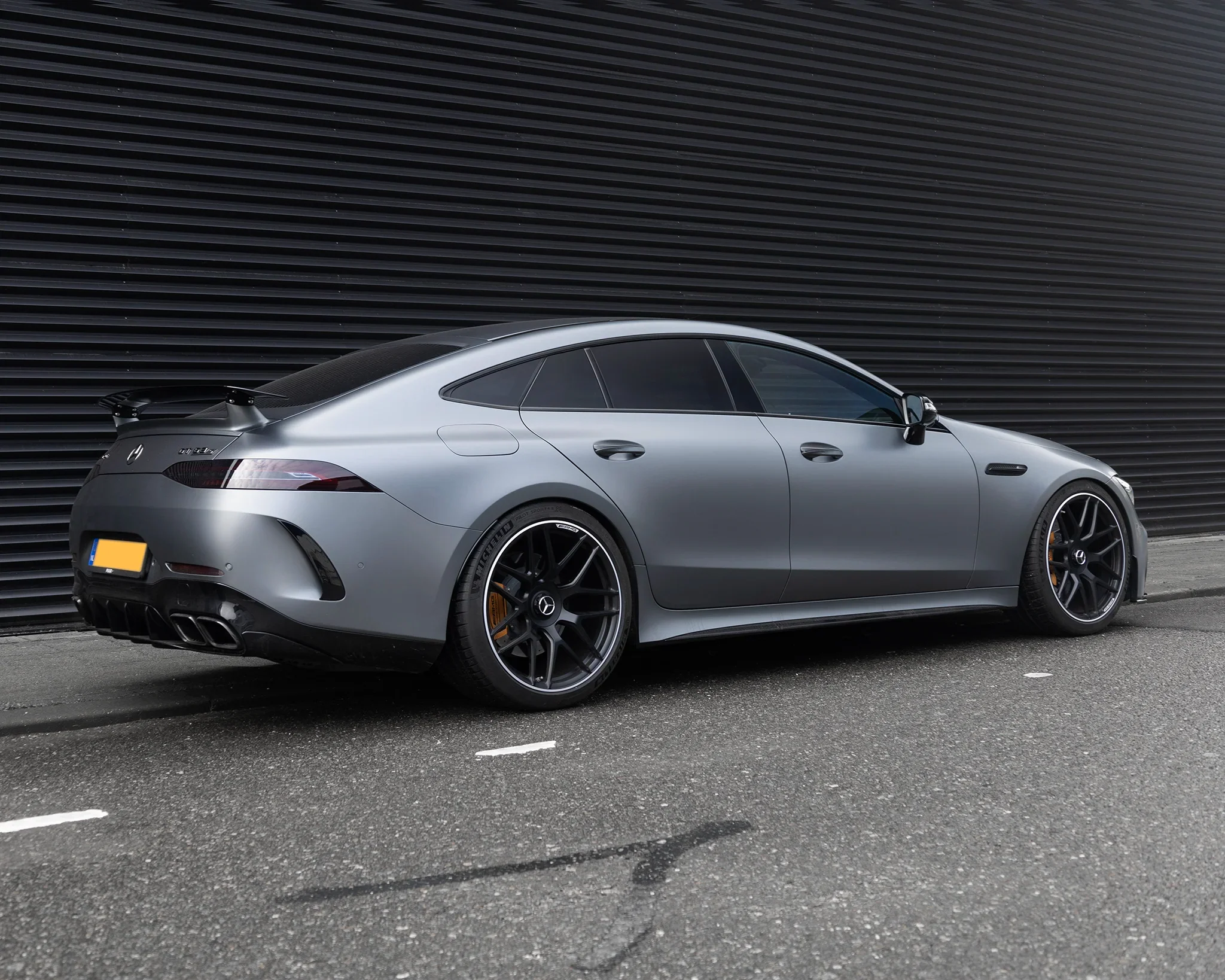 Airmatic lowering Mercedes AMG GT63 4-door X290 - Image 3