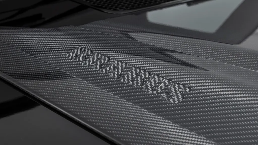 BRABUS Carbon powerdome Mercedes G63 AMG W465 - Image 4