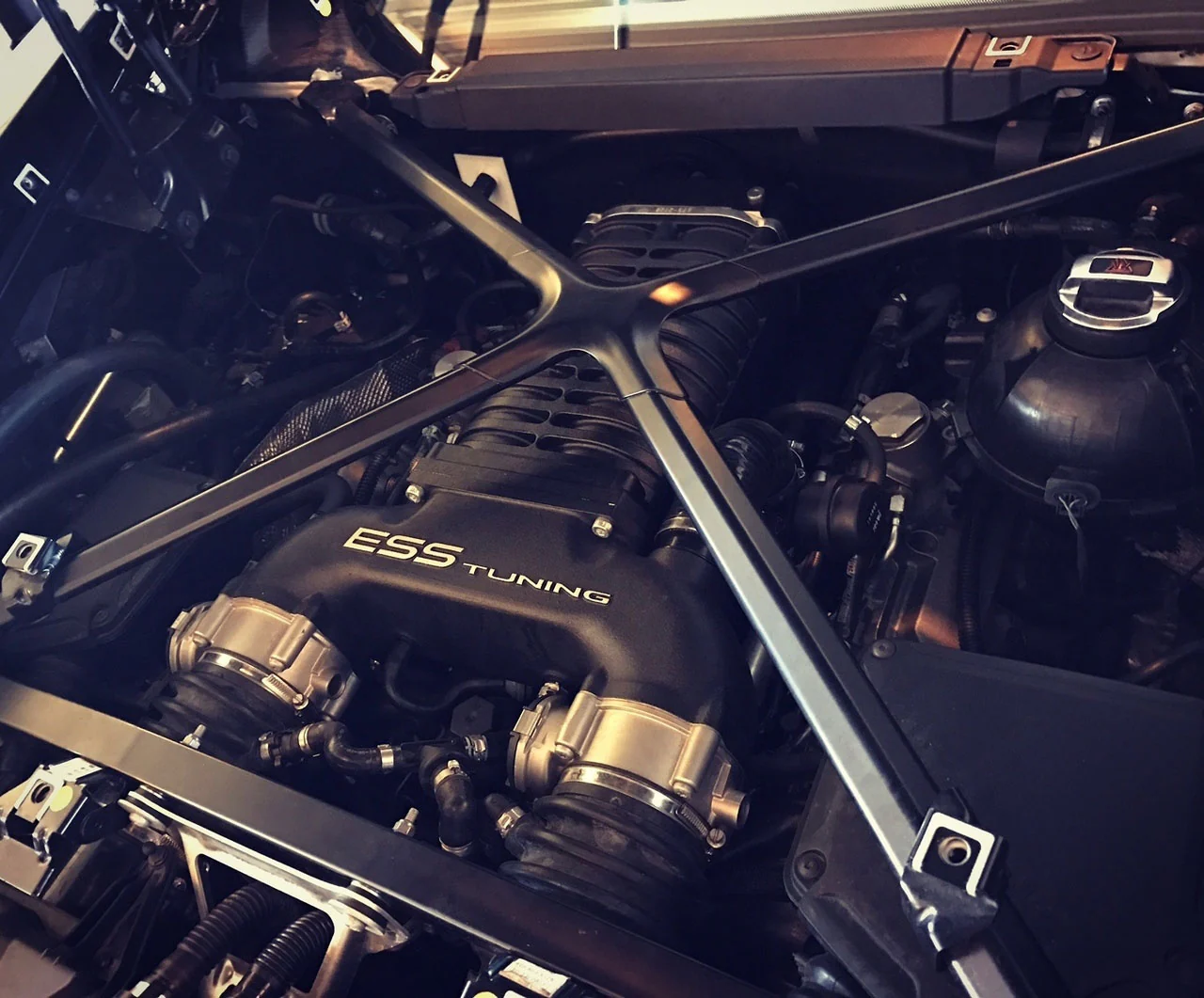ESS Tuning Lamborghini Huracan V10 TS-800 supercharger system - Image 3