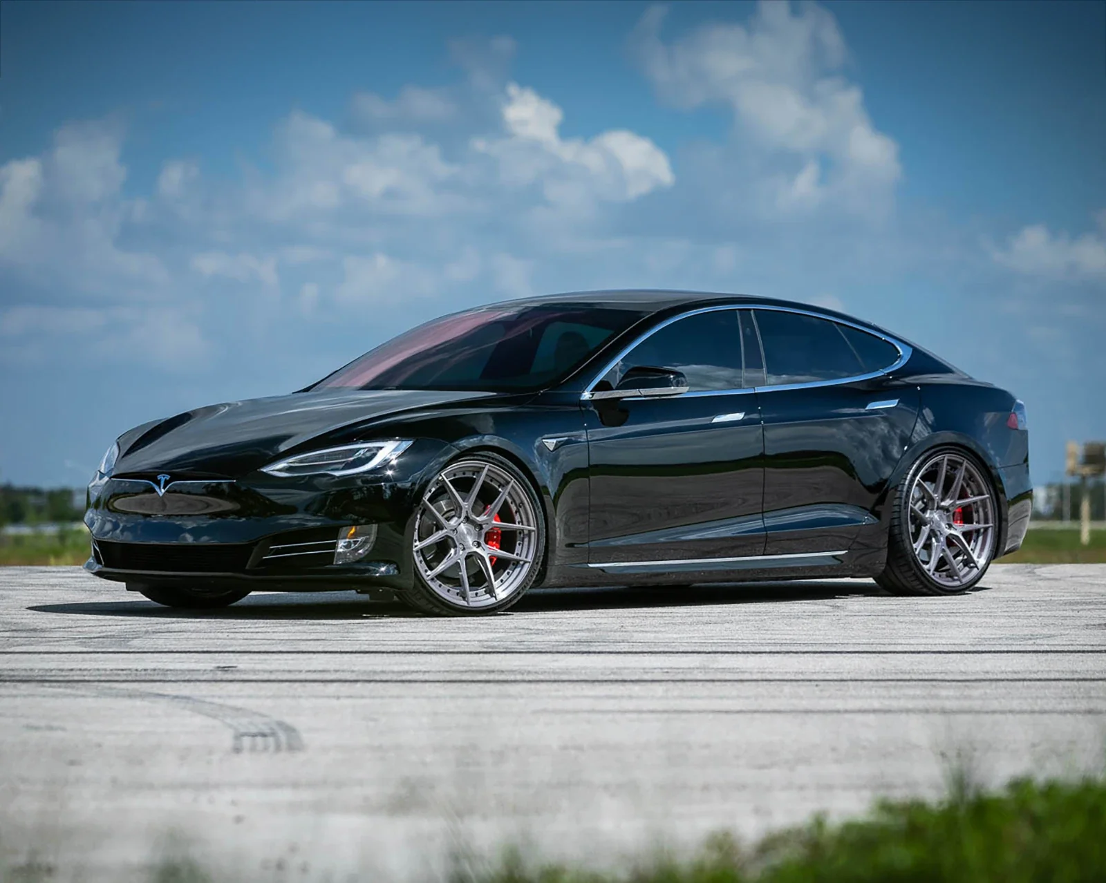 Airmatic lowering for Tesla Model S - Image 3
