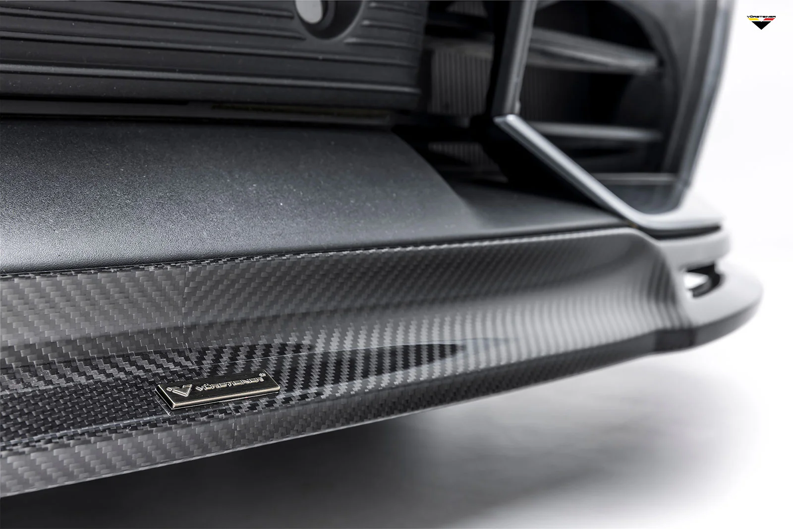 Vorsteiner carbon front spoiler Porsche Taycan - Image 2