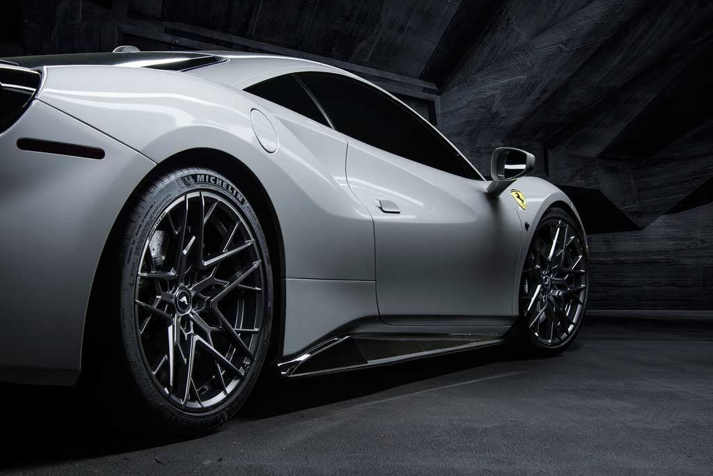 Vorsteiner Ferrari 488 Aero Sideskirts Carbon - Image 3