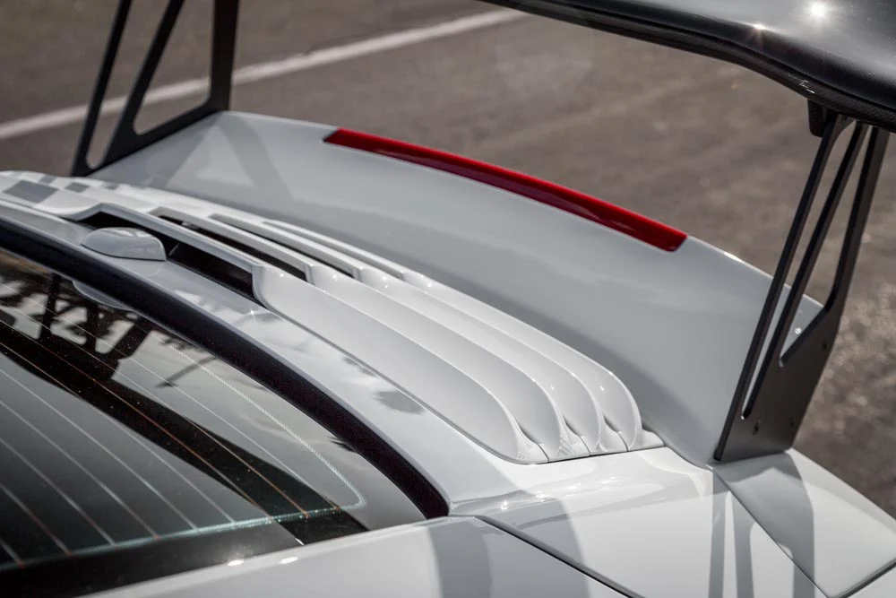 Vorsteiner Porsche 991 Turbo carbon V-RT Aero Rear Wing with Aluminum Uprights - Image 4