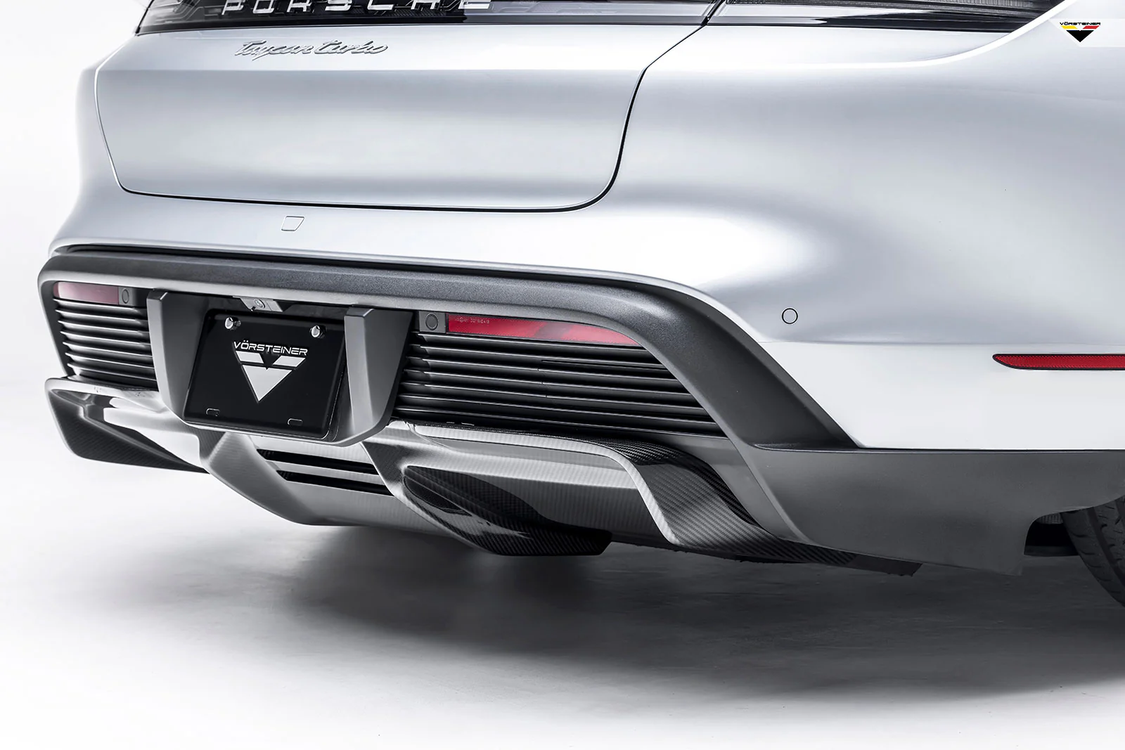 Vorsteiner carbon Diffuser Porsche Taycan - Image 2