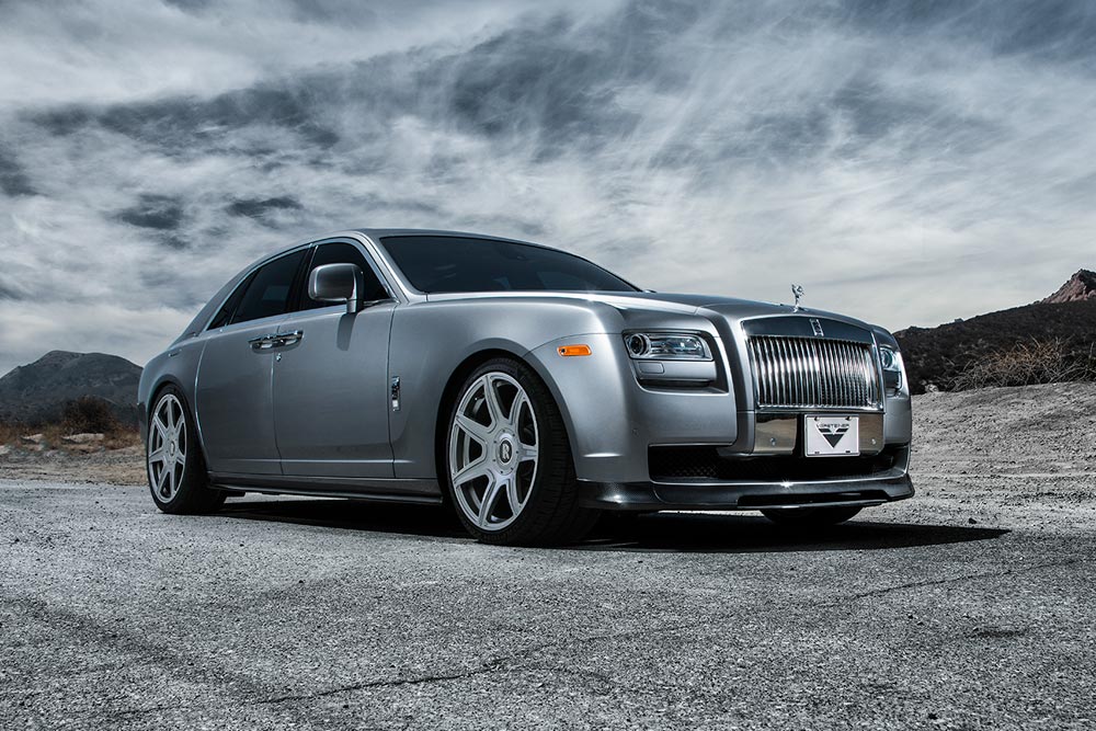 Vorsteiner Rolls Royce Ghost carbon V-GR Aero Front Splitter - Image 2