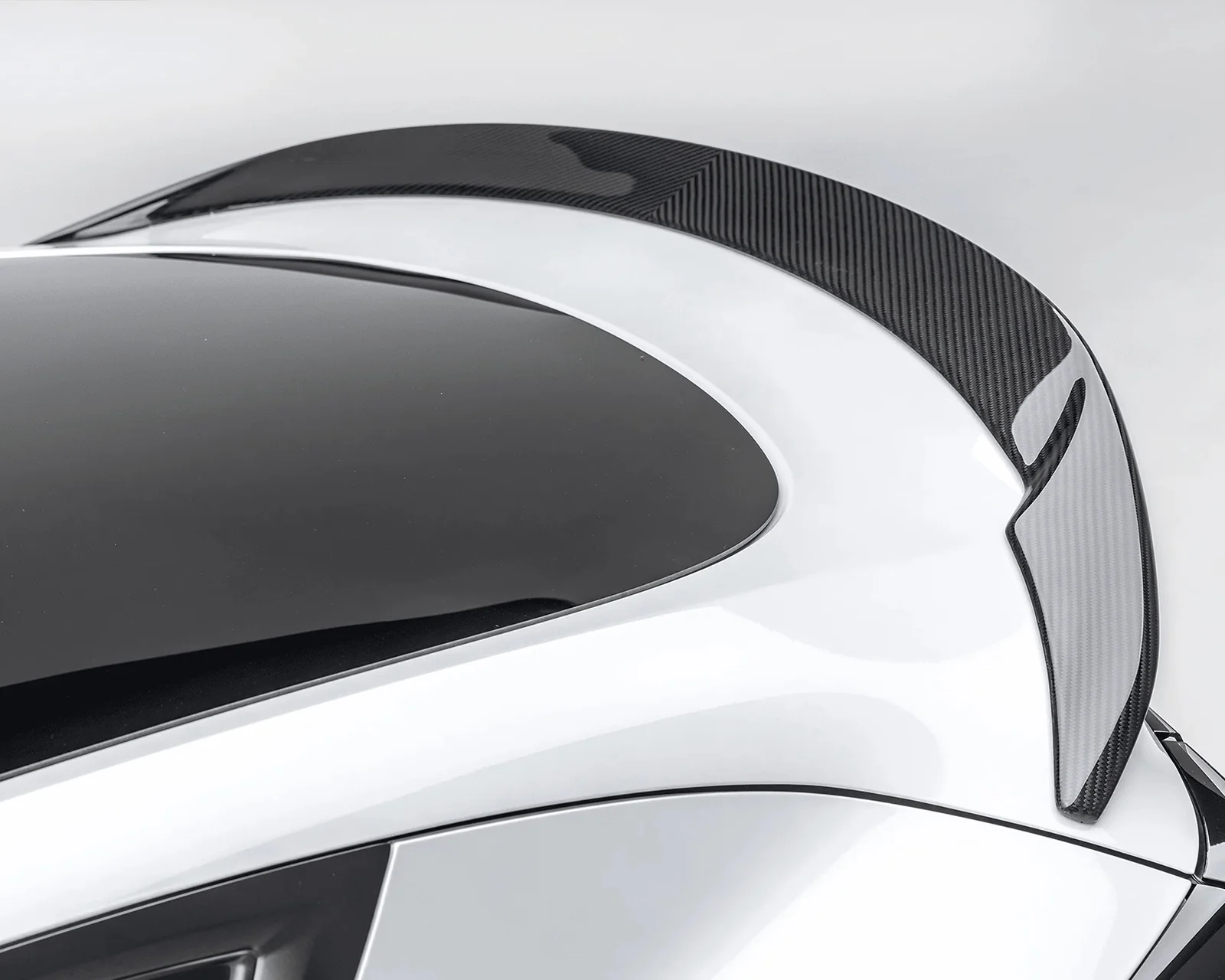 Vorsteiner Tesla Model Y decklid spoiler